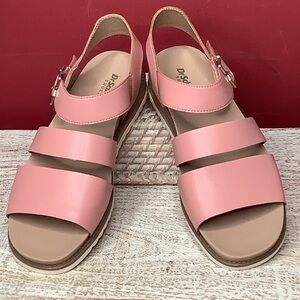 Dr Scholls Pink NIB Size 7.5 Strappy Sandals Arch Support Cushioned Footbed